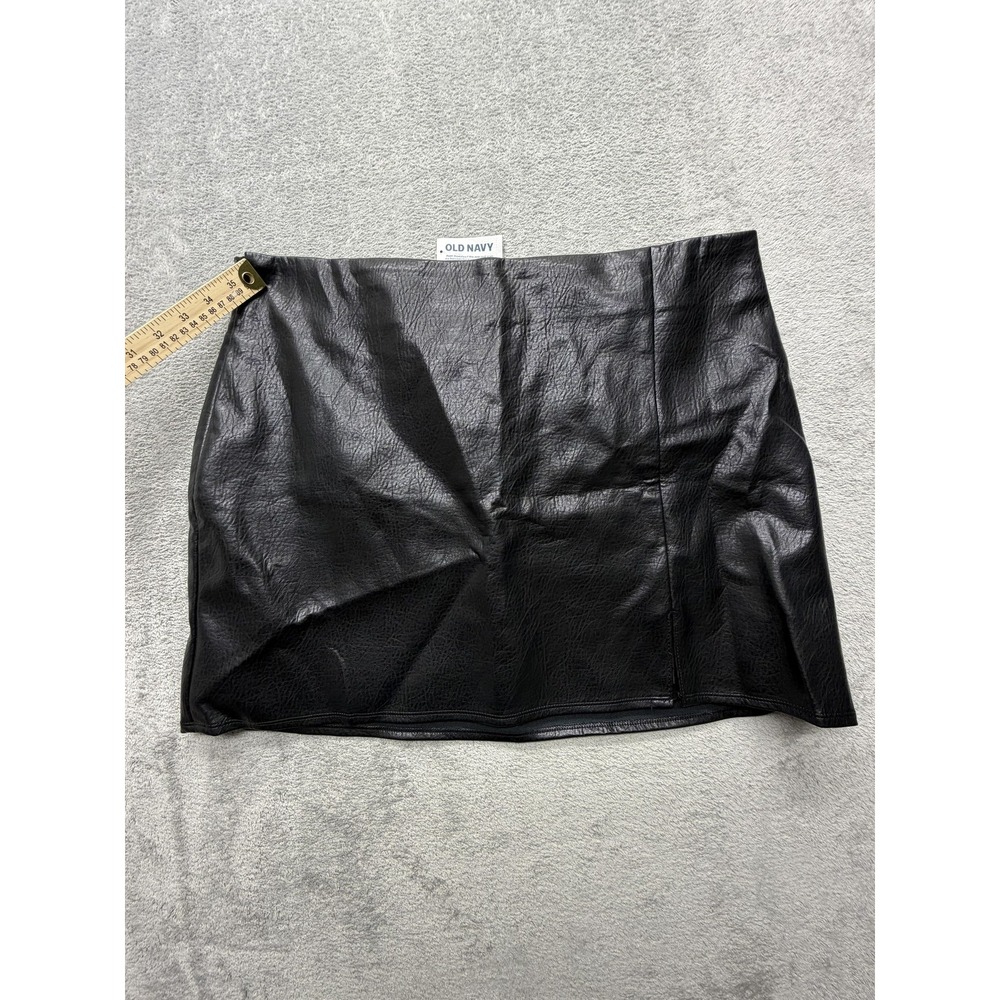 Old Navy Skirt Womens XL Black Faux Leather Mini Lined Pull On Pleated Front